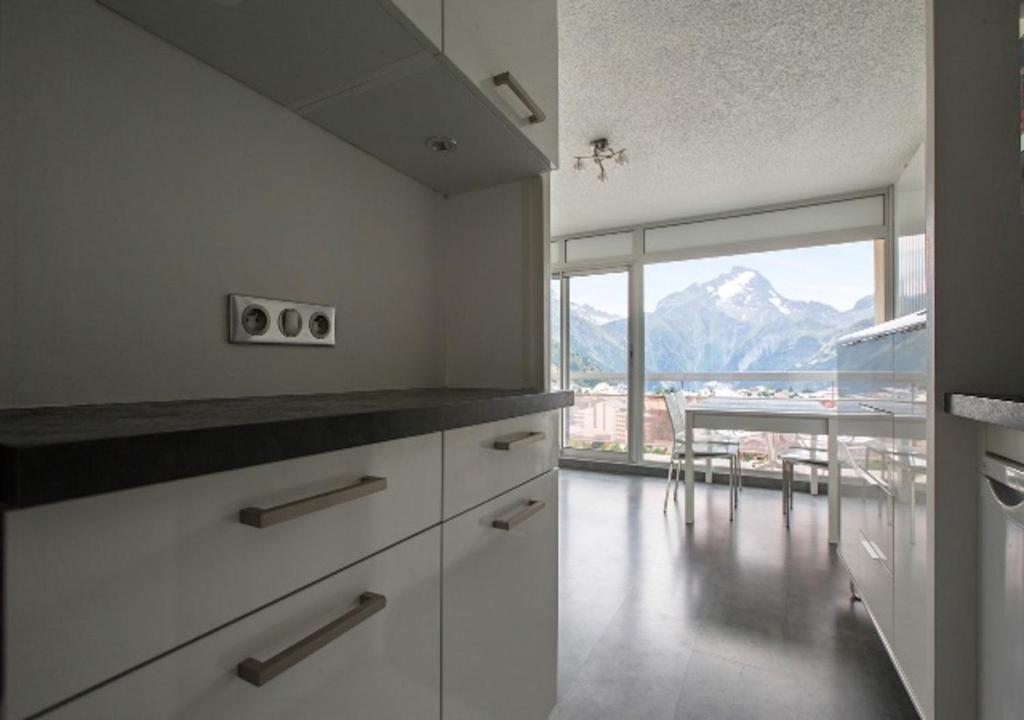 Appartement 4 personnes (+1) LES 2 ALPES - 3