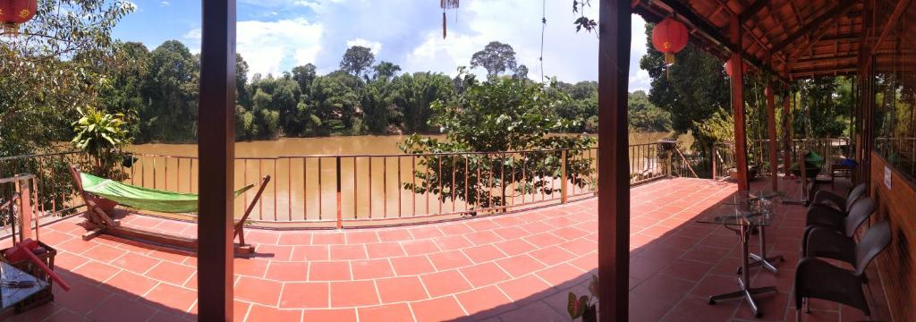 Cat Tien Riverside photo