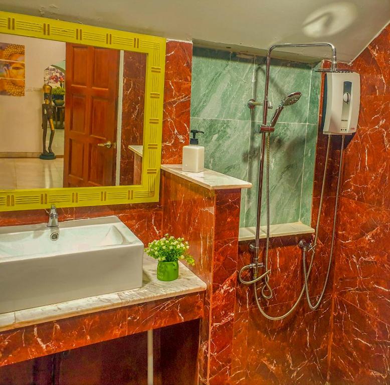 Grand Villa, 5 Bedrooms, Private Pool, Garden View photo