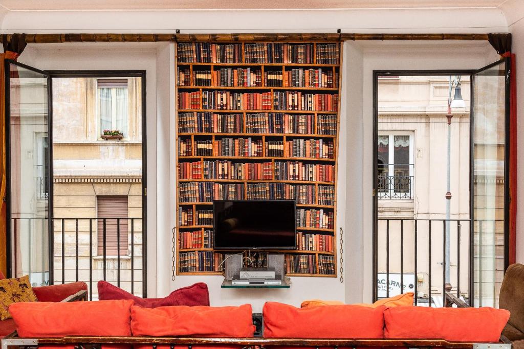 Amazing New Apartment Jewish Ghetto - 4