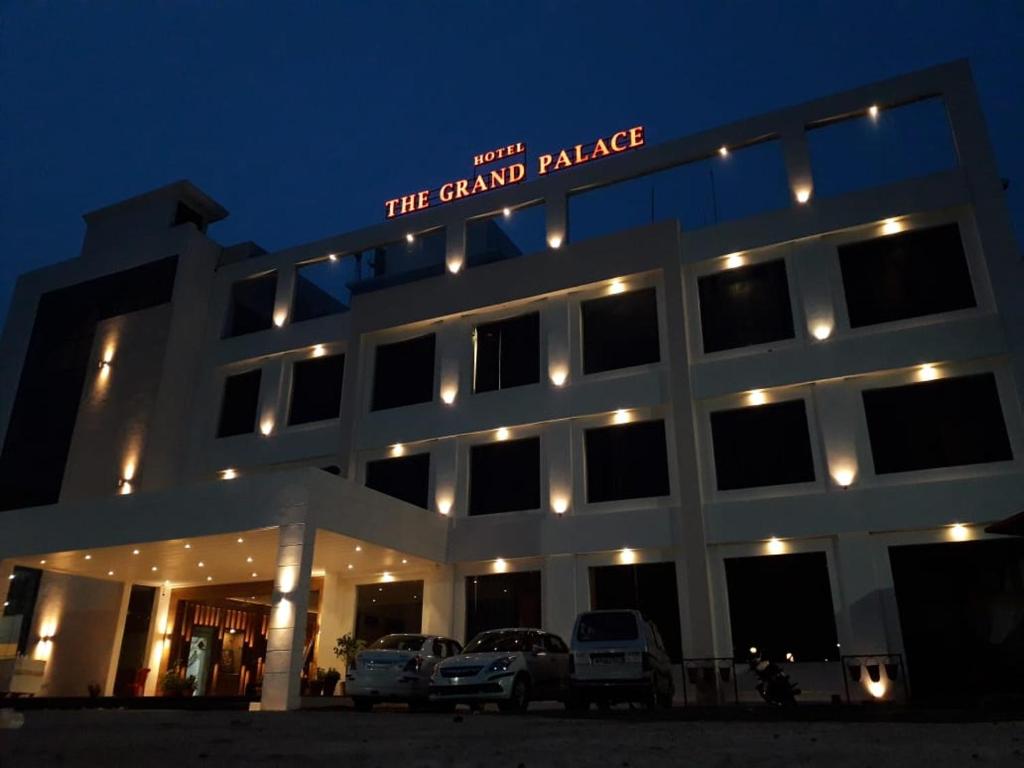 the grand palace photo
