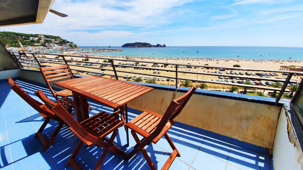 Rocamaura II-6-9 inmoestartit, L'Estartit