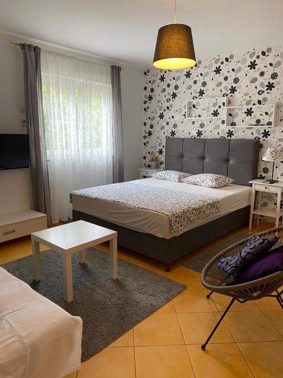 Apartment Lara photo