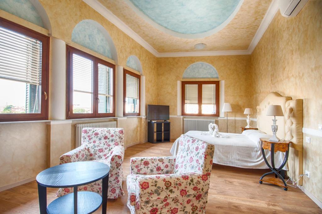 Lady Verona Residence - 5