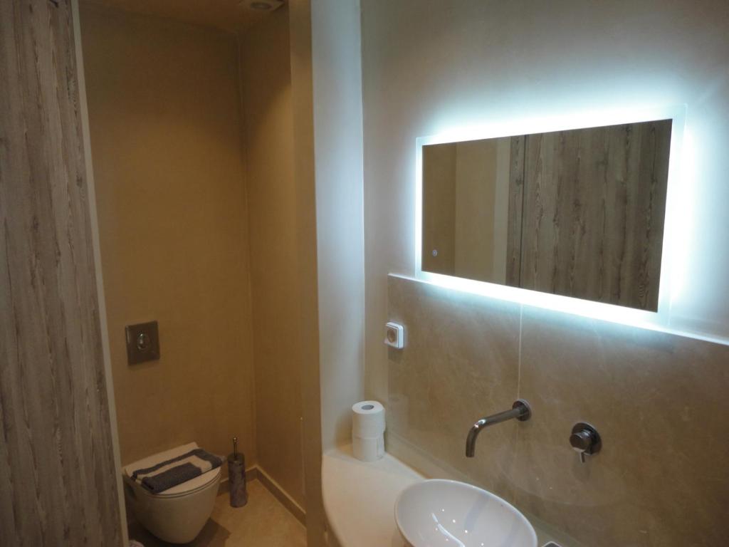 Triena Apartments photo