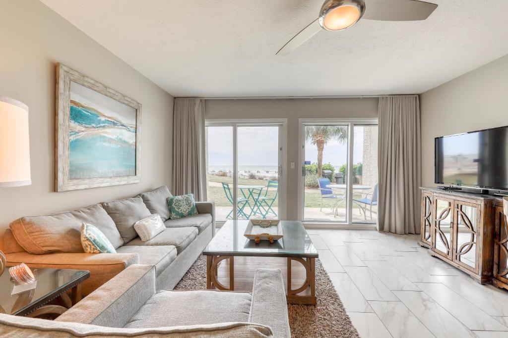 Windancer Condominiums by Wyndham Vacation Rentals photo