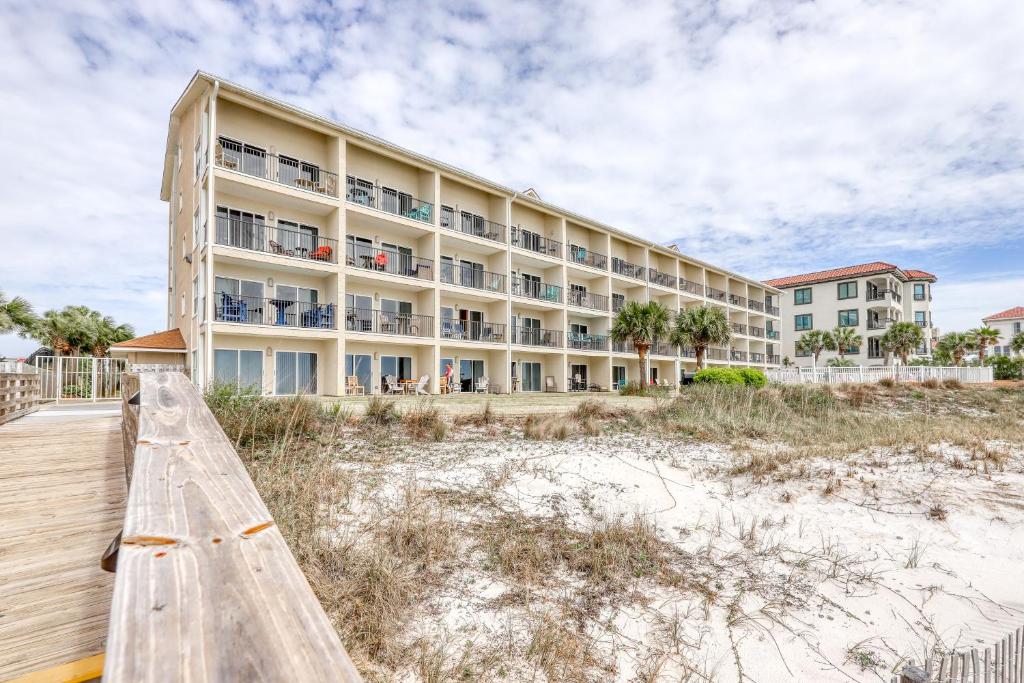 Windancer Condominiums by Wyndham Vacation Rentals photo
