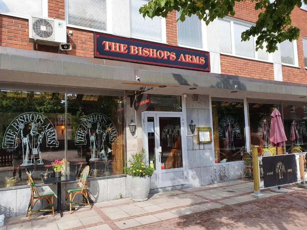 Hotel Bishops Arms Mora，位于莫拉的酒店