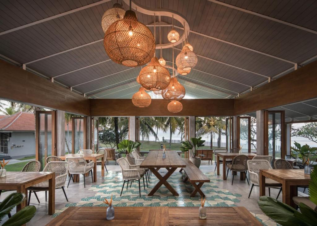 Restaurant, UMADEWI Surf & Suites in Bali