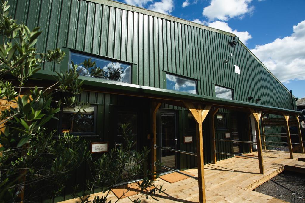 Facilities, Owen House Farm in Manchester
