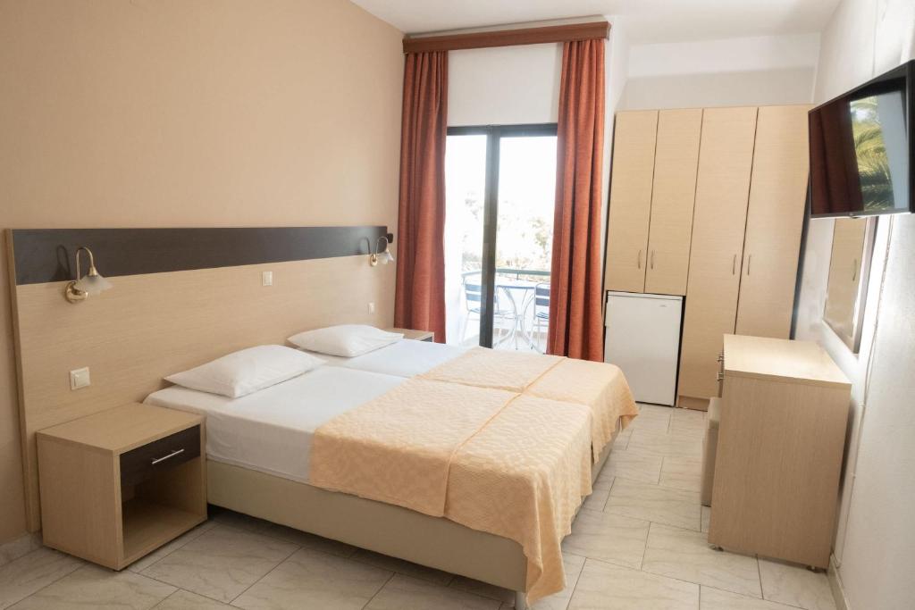 Klio Hotel photo