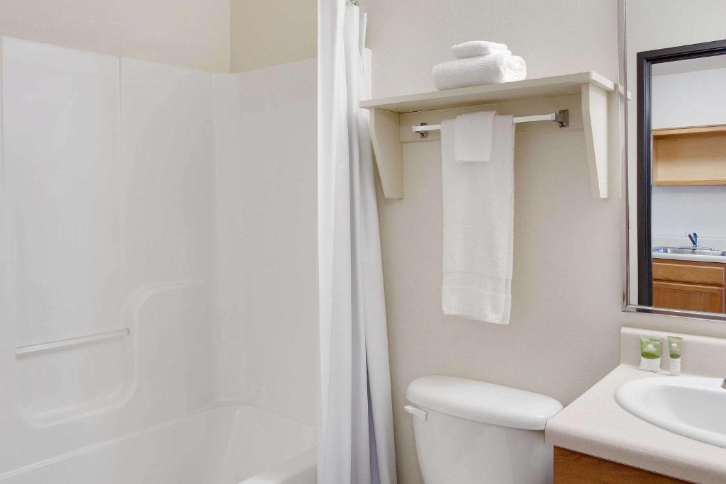 WoodSpring Suites Richmond Colonial Heights Fort Gregg-Adams photo