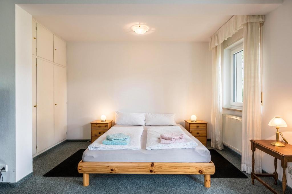 Konstanz Apartments for Rent, Germany price from 8 of Hotels
