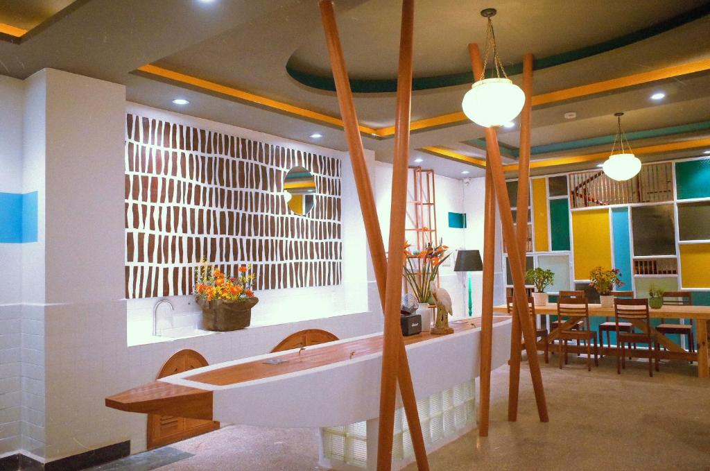 ドン トゥイ プオン (Dong Thuy Phuong)