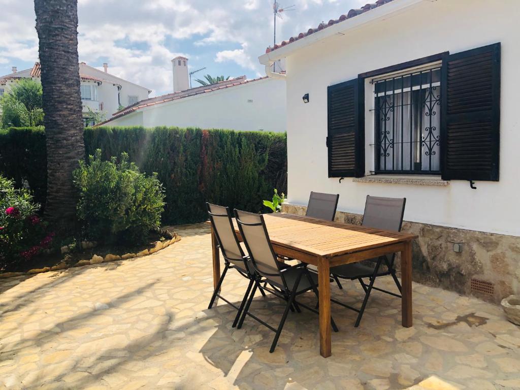Casa con Jardín en Denia - 1