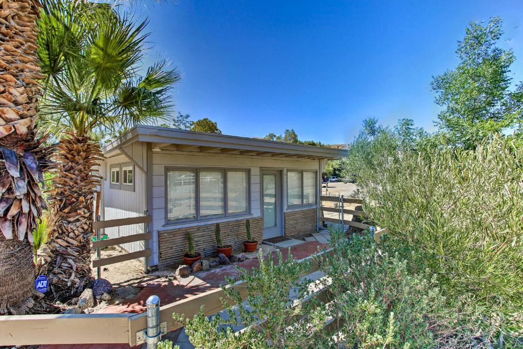 Morongo Valley Studio 21 Mi to Joshua Tree!