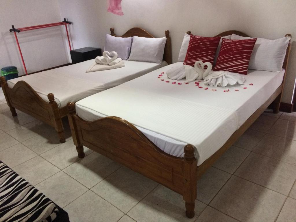 Lark Nest Hotel photo