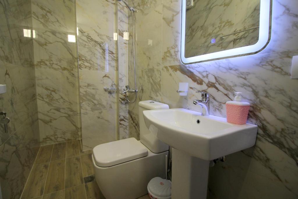 Hotel Four Islands photo