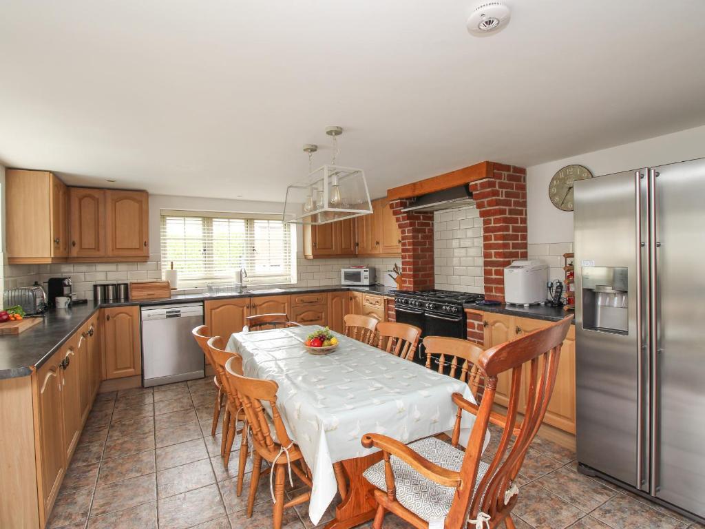 Forge Cottage, West Lulworth photo 3