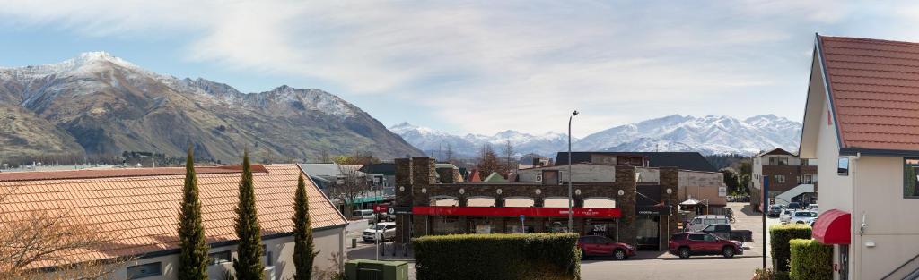贝拉维斯特汽车旅馆 (Bella Vista Motel Lake Wanaka)