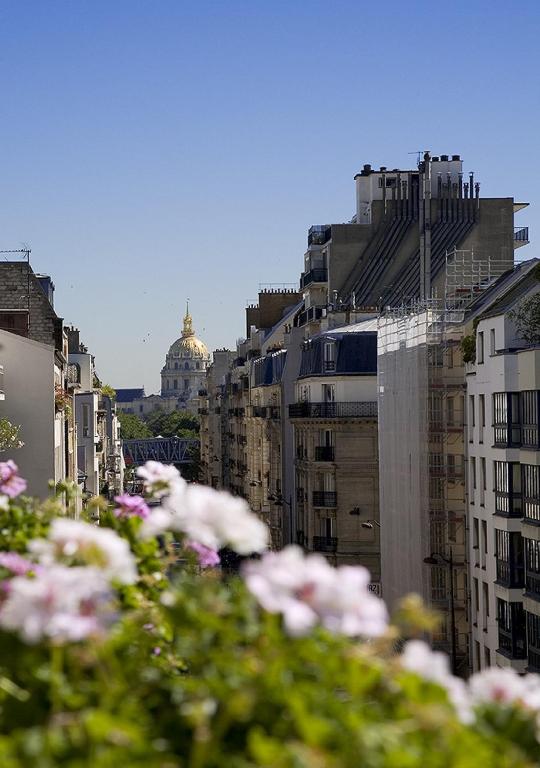 Alyss Saphir Cambronne Eiffel - 4