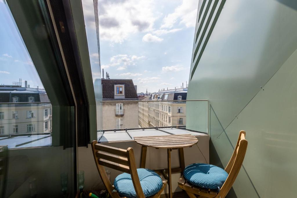 JULIUS 28 - Duplex apartment 5 mins to city center photo