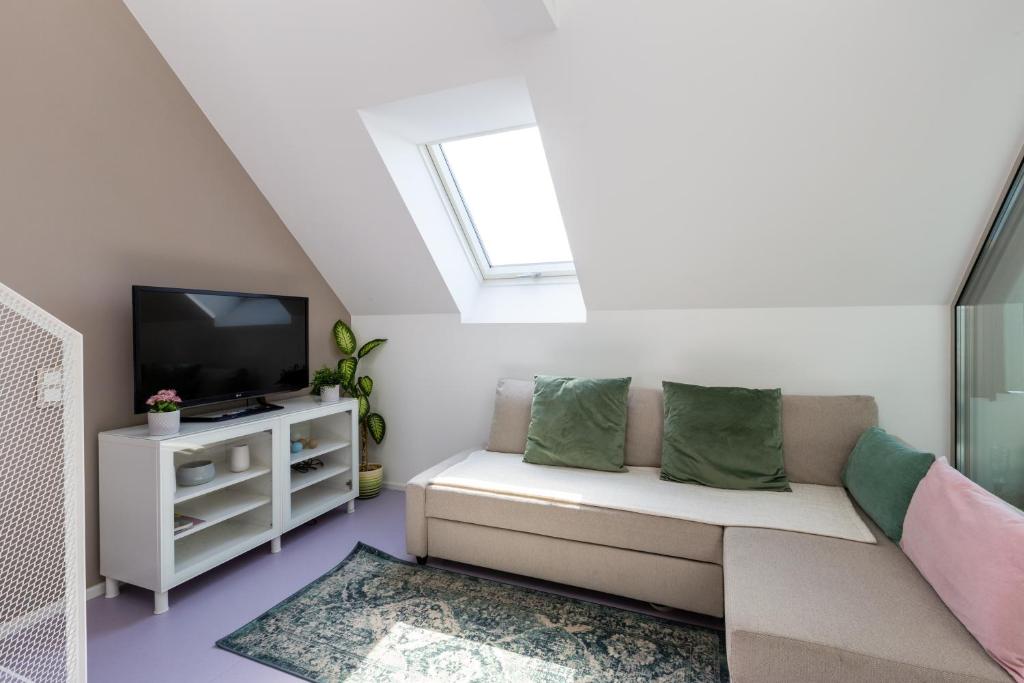 JULIUS 28 - Duplex apartment 5 mins to city center photo