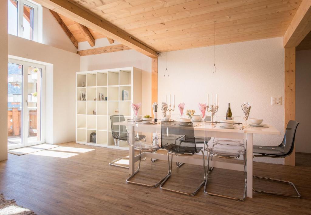 Le Manoir Penthouse - 2