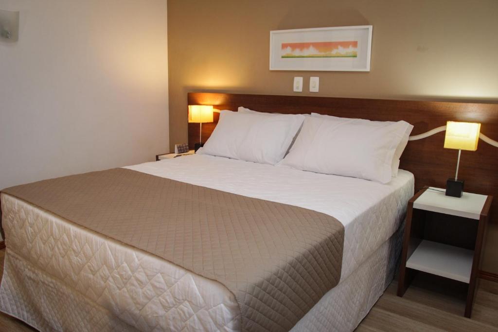 Bristol Centro Civico Curitiba, Curitiba