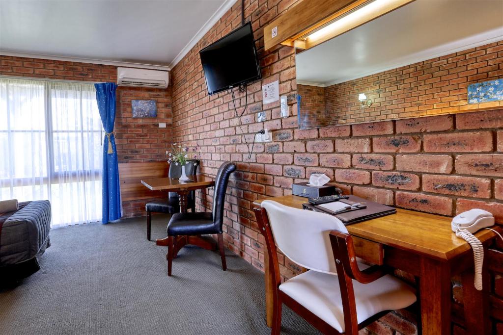 Jolly Swagman Motor Inn Euroa photo
