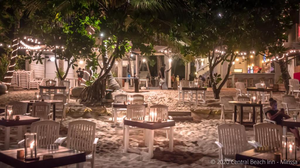 Central Beach Inn photo