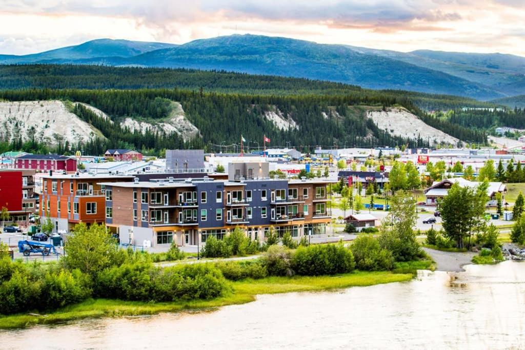 Midnight Sun Vacation Rentals in Whitehorse, Canada reviews, prices