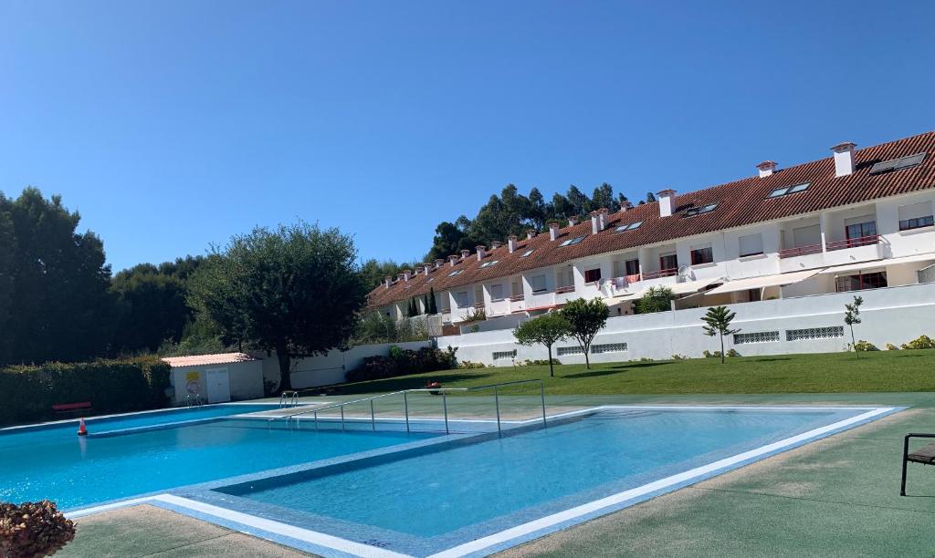 Apartamento con piscina en el centro de Sanxenxo - 4