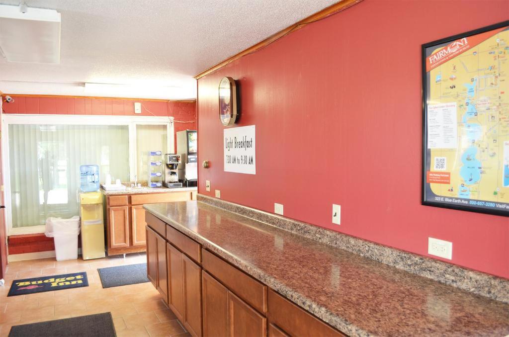 Budget Inn Fairmont photo
