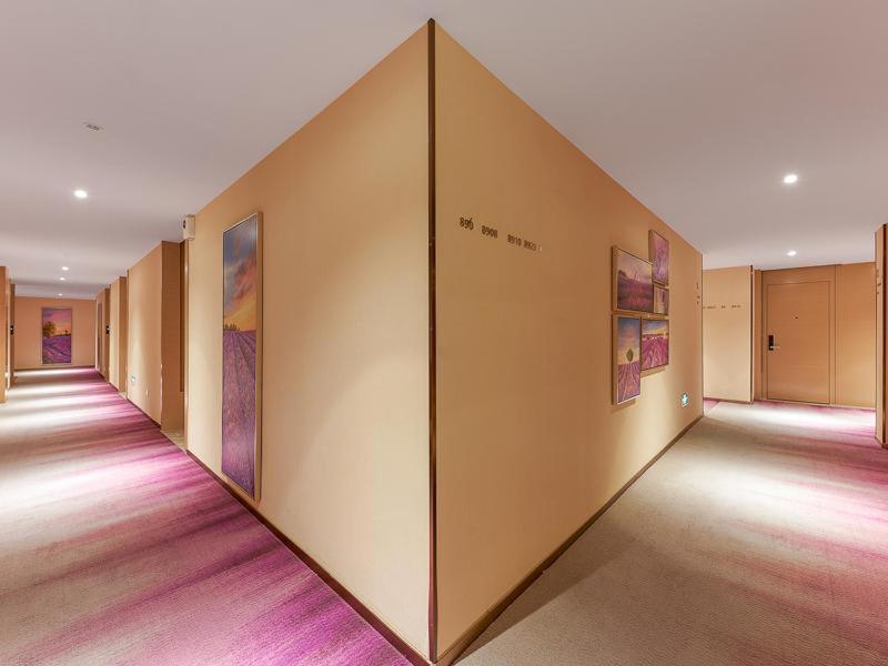 Lavande Hotel Guangzhou North Station Huacheng Road Metro Station photo