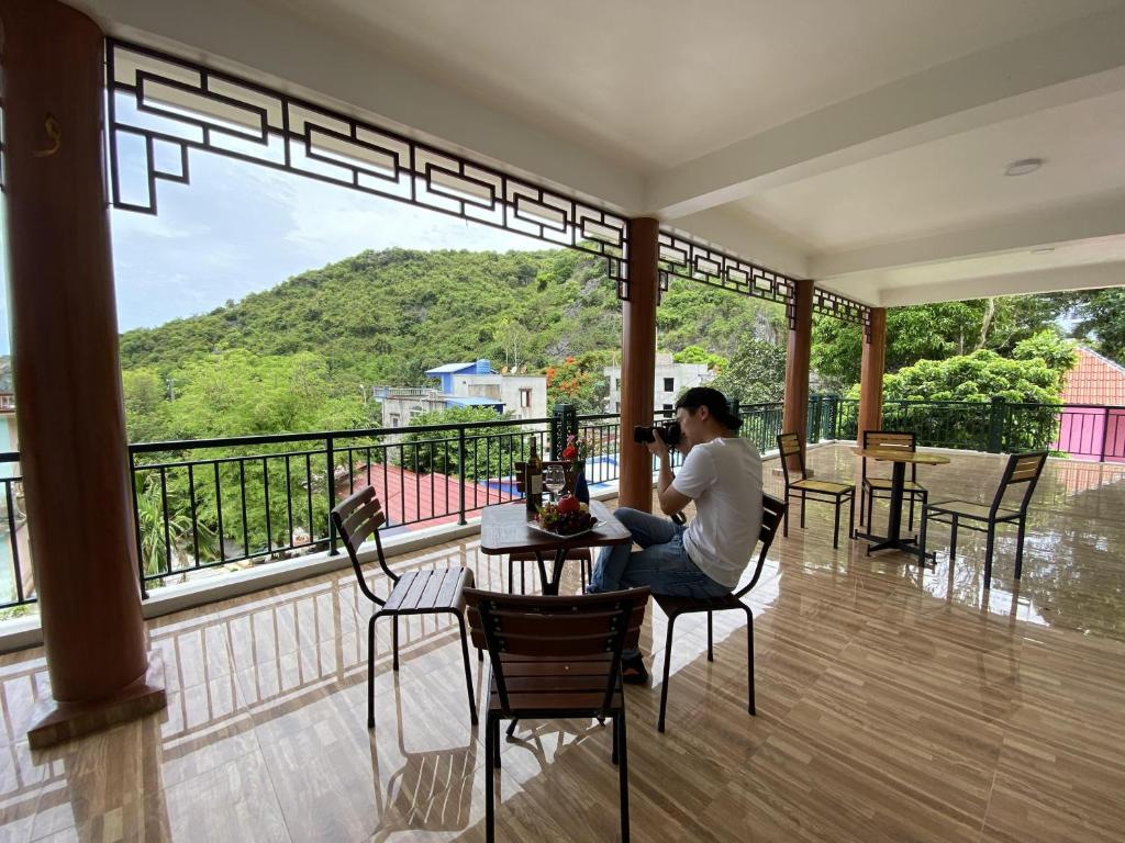 Windy Hill Catba Homestay photo