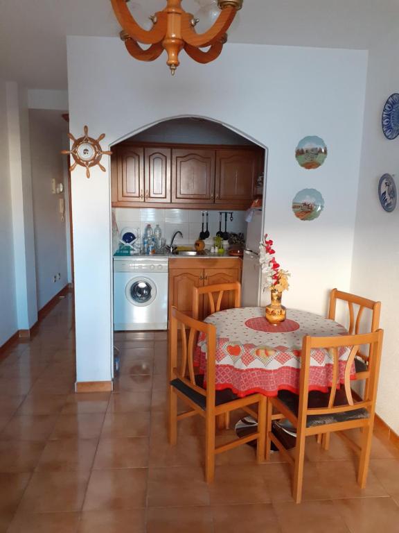 Apartamento Santa Pola, en Playa del Tamarit con piscina. - 2