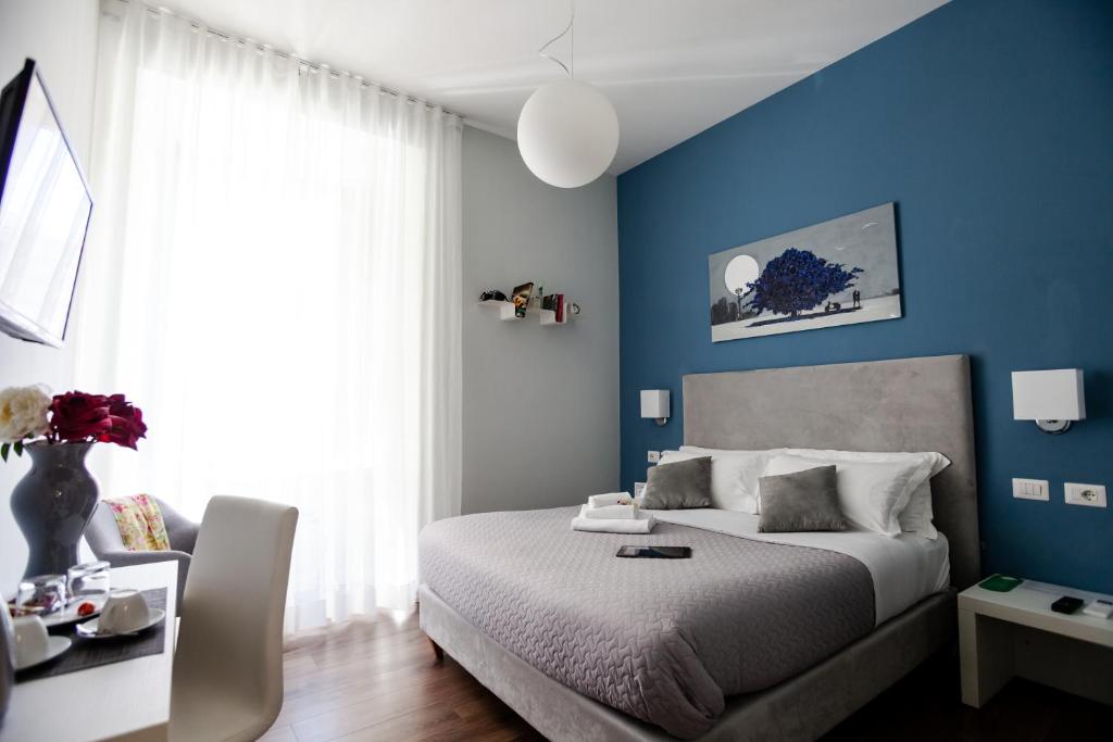 Eighty Four Luxury Rooms — Hotel in Rome