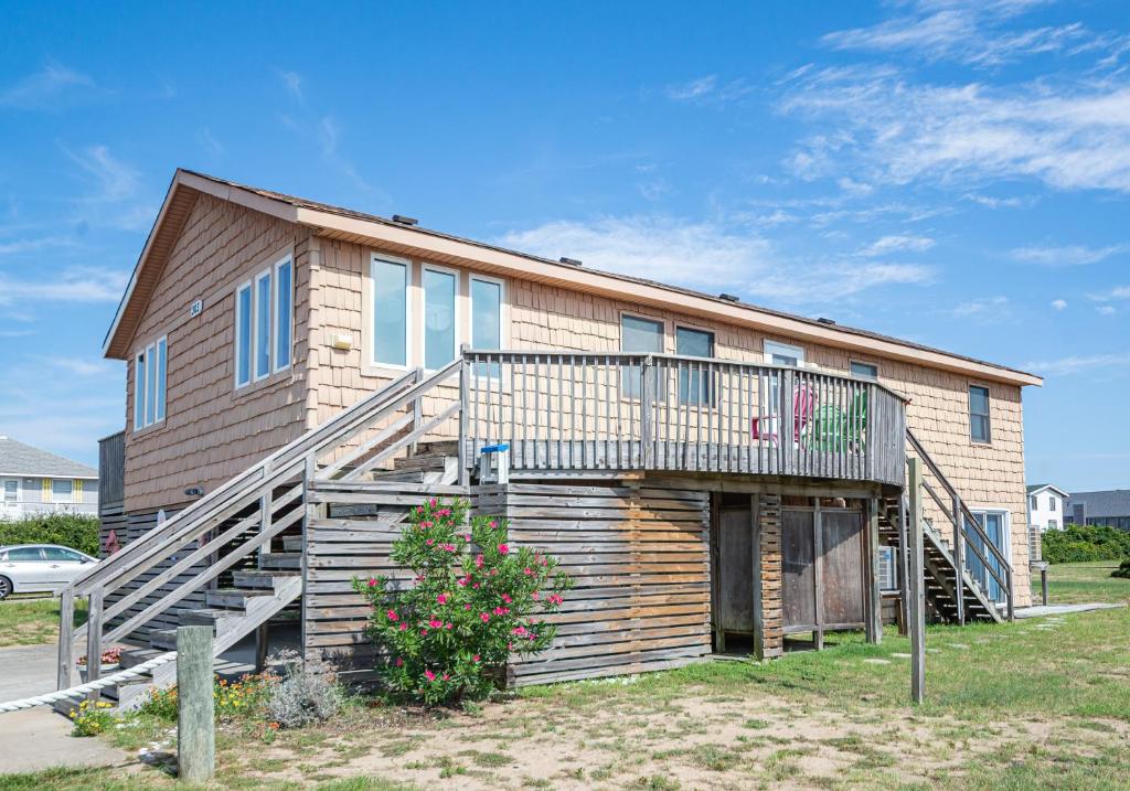 Too Close, Kill Devil Hills