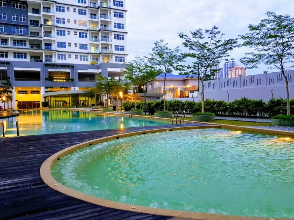 Skypod Residence Puchong photo