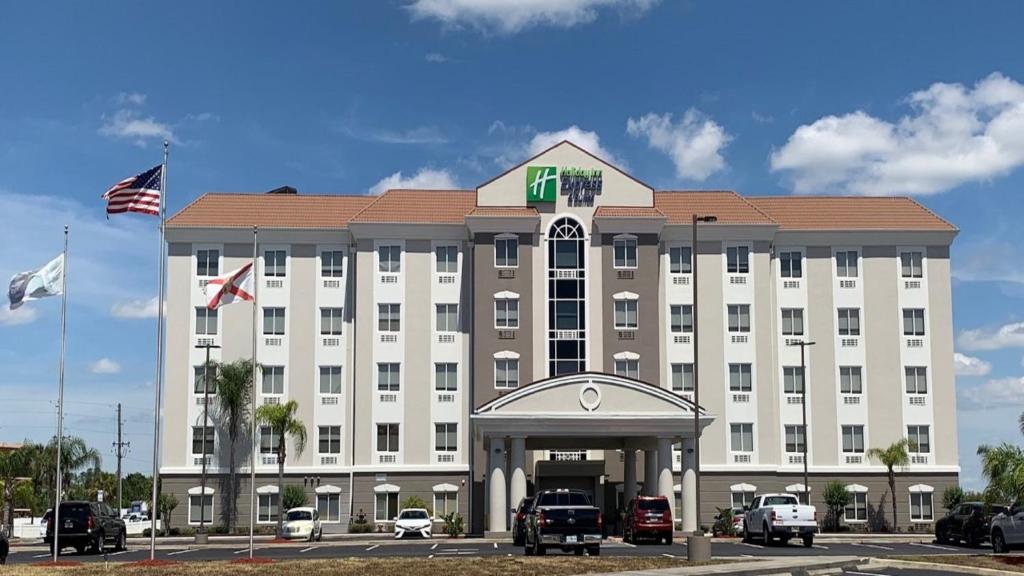 Holiday Inn Express Orlando - South Davenport photo