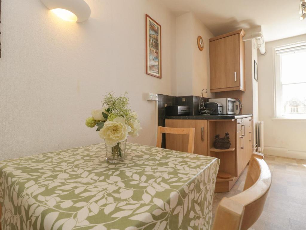 1 Abbey Court photo