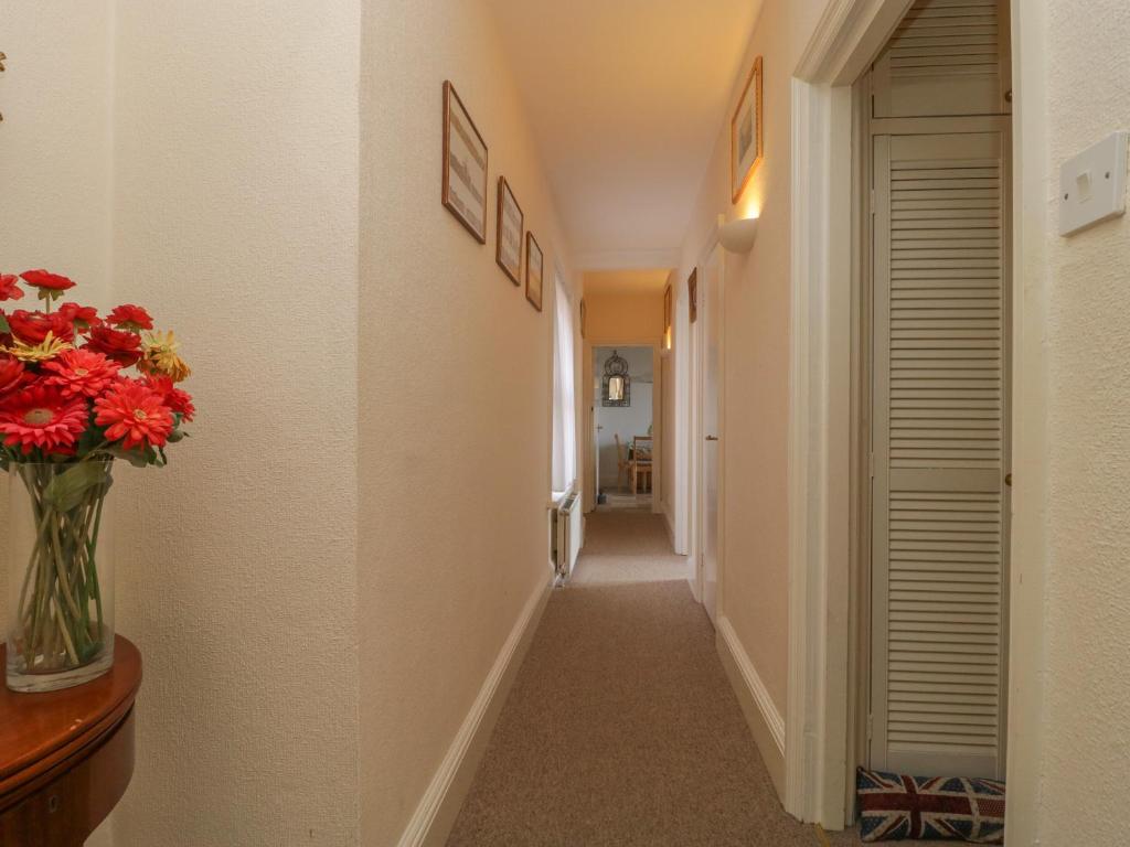 1 Abbey Court photo