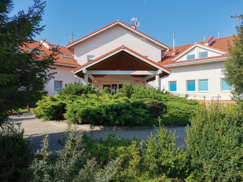 Golf Hotel Lisia Polana — Hotel in Bledowko