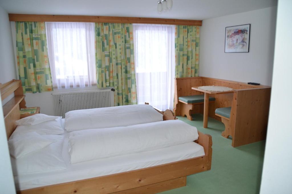 Pension Kirchbrugger - 4