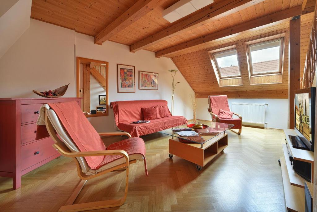 Old Town Apartments Tyn — Hotel in Prague