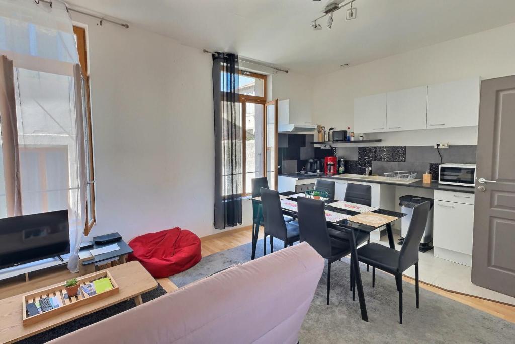 Des appartements au calme dans un immeuble historique - 3