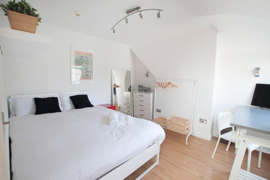 272 and 294 Franciscan Road Rooms&Studios by DC London Rooms photo