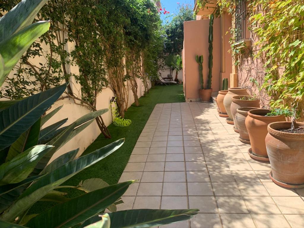 CASA 4 HABITACIONES CON JARDIN 10 Pax - 2