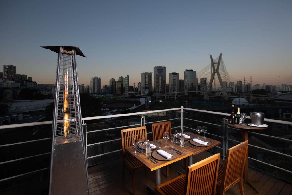 Restaurant, NOVOTEL SAO PAULO MORUMBI in São Paulo